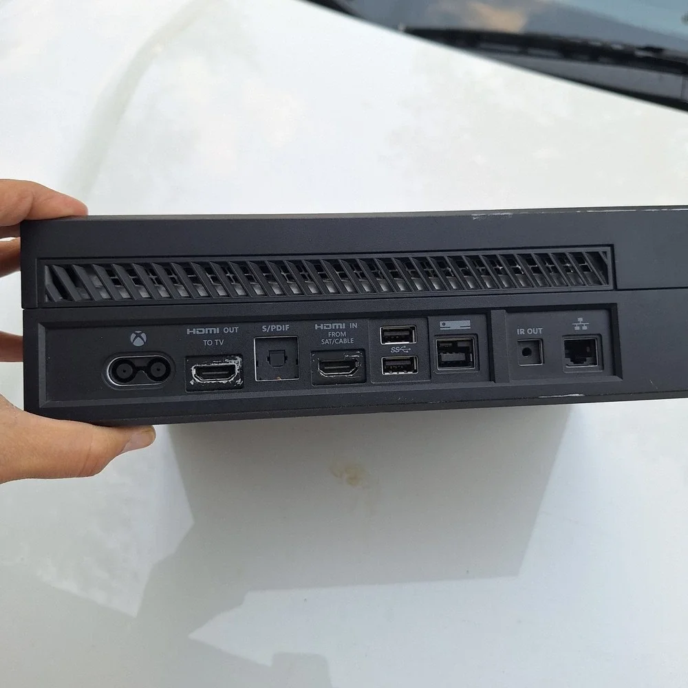 Microsoft‎ Xbox One Console Only Model 1540 Black Original Console